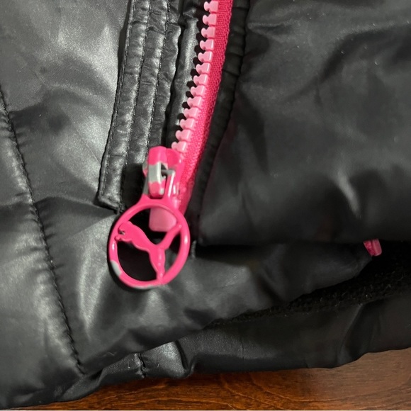 Puma Girl's Puff Jacket Black and Pink GUC Size 12 Winter Ready - Picture 5 of 8